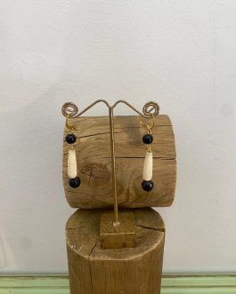 Pendientes de hueso