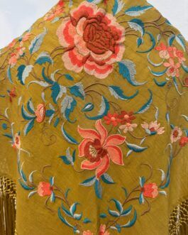Mantón modelo GRANADA Mostaza