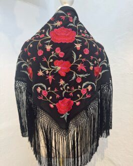 Mantón modelo MENORCA Negro