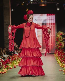 Vestido rojo lunar blanco