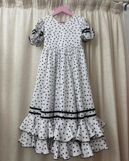 Vestido blanco lunar negro