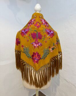 Mantón modelo CÁDIZ Mostaza