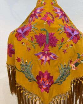 Mantón modelo CÁDIZ Mostaza